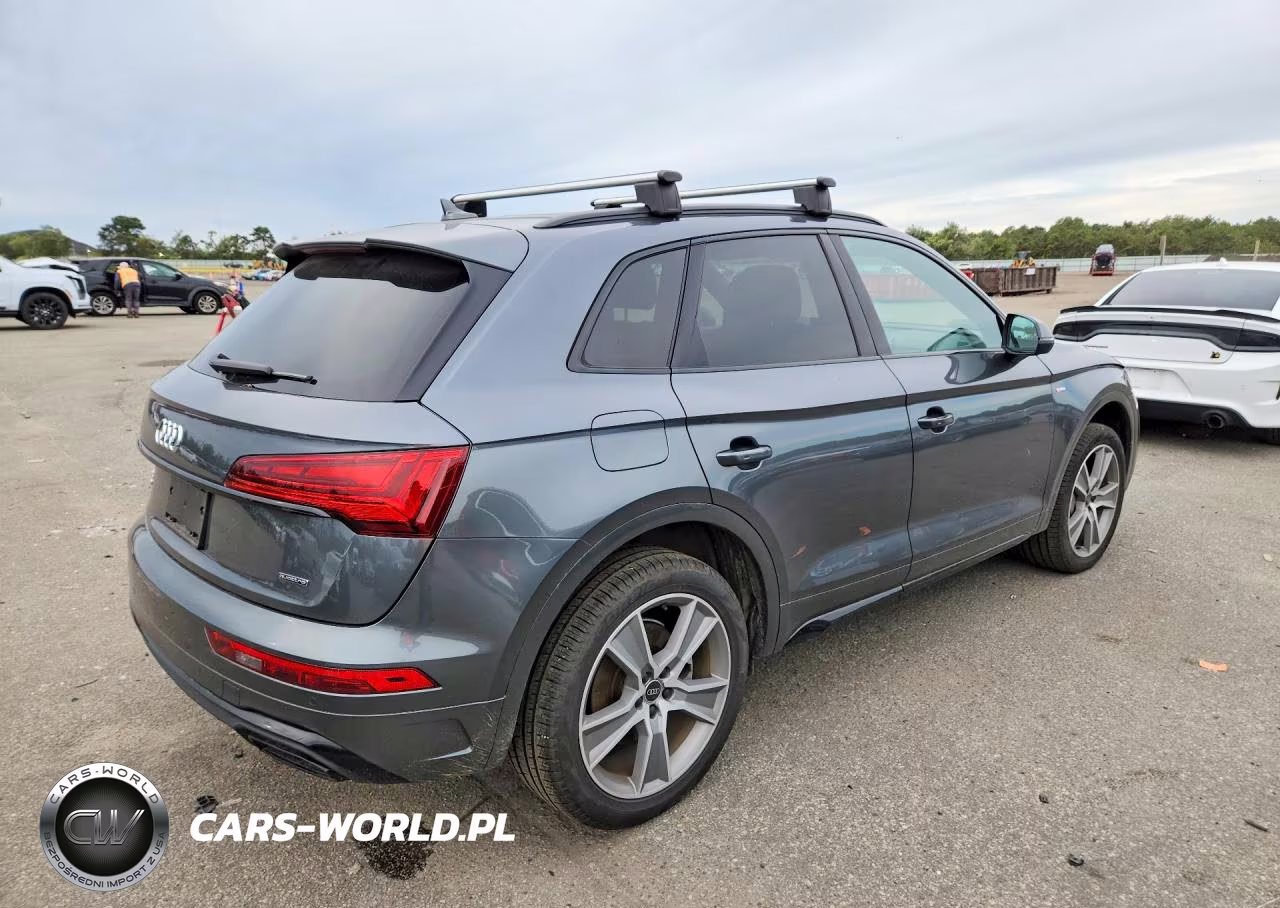 2025 Audi Q5 Premium 45 VIN:WA1GAAFY7S2052466 - 3