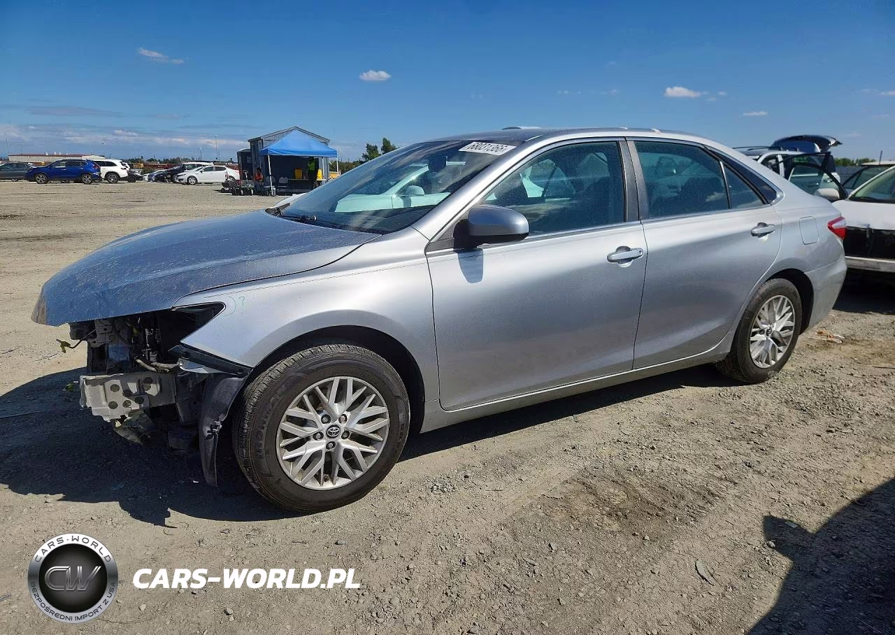 2016 Toyota Camry Le