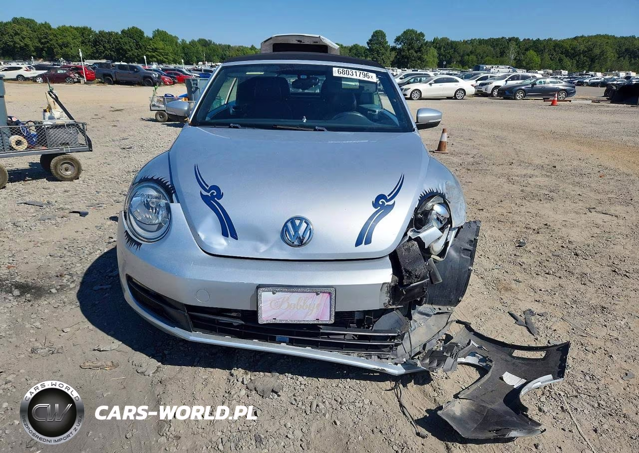 2016 Volkswagen Beetle S-Se VIN:3VW517AT6GM804845 - 5