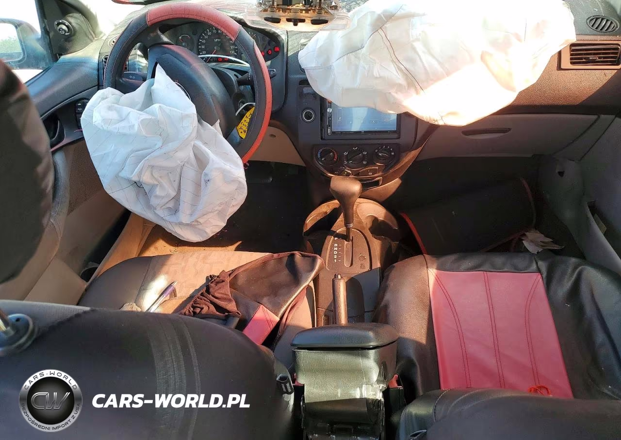 2007 Ford Focus Zx4 VIN:1FAHP34N77W282074 - 8