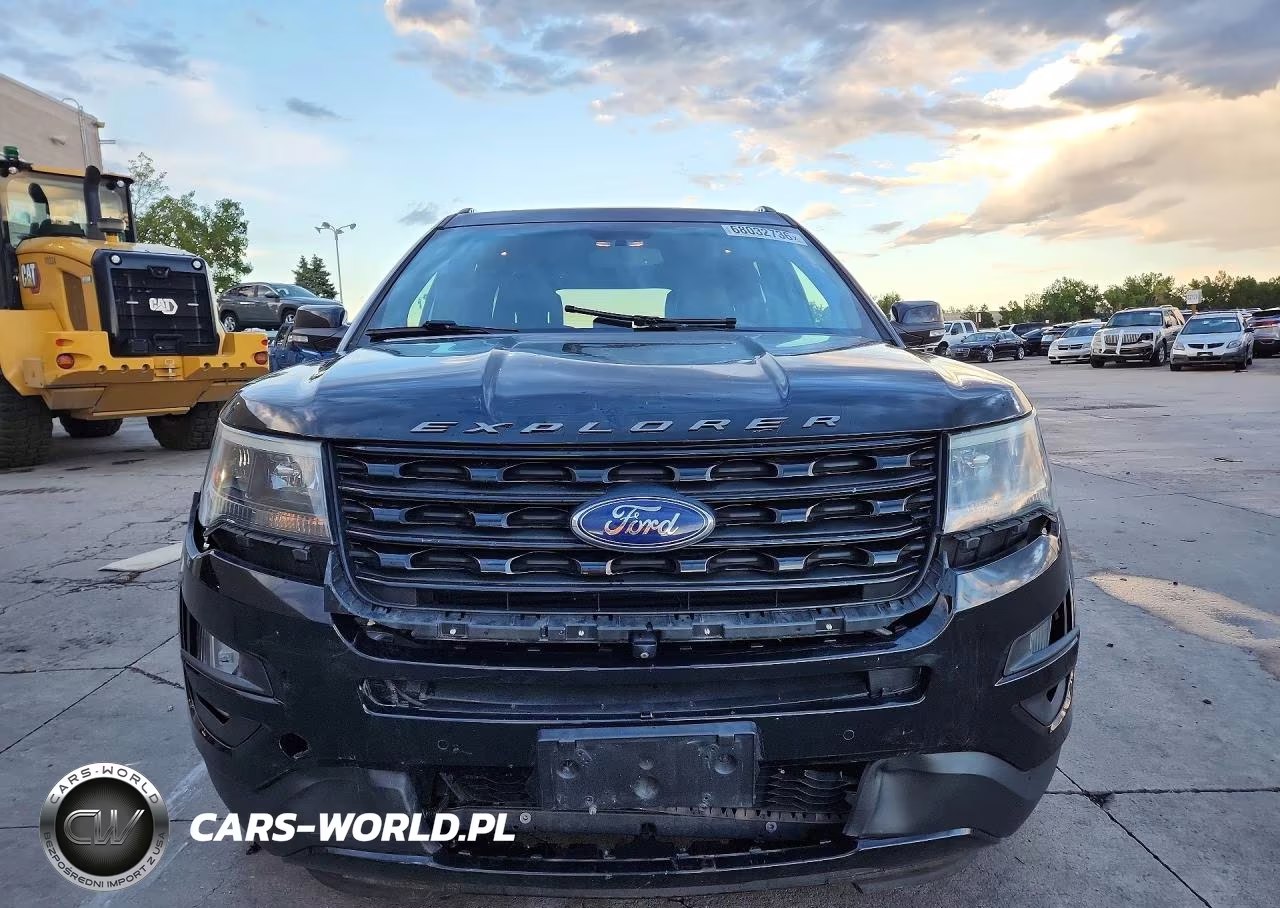 2016 Ford Explorer Sport VIN:1FM5K8GT8GGC45589 - 5