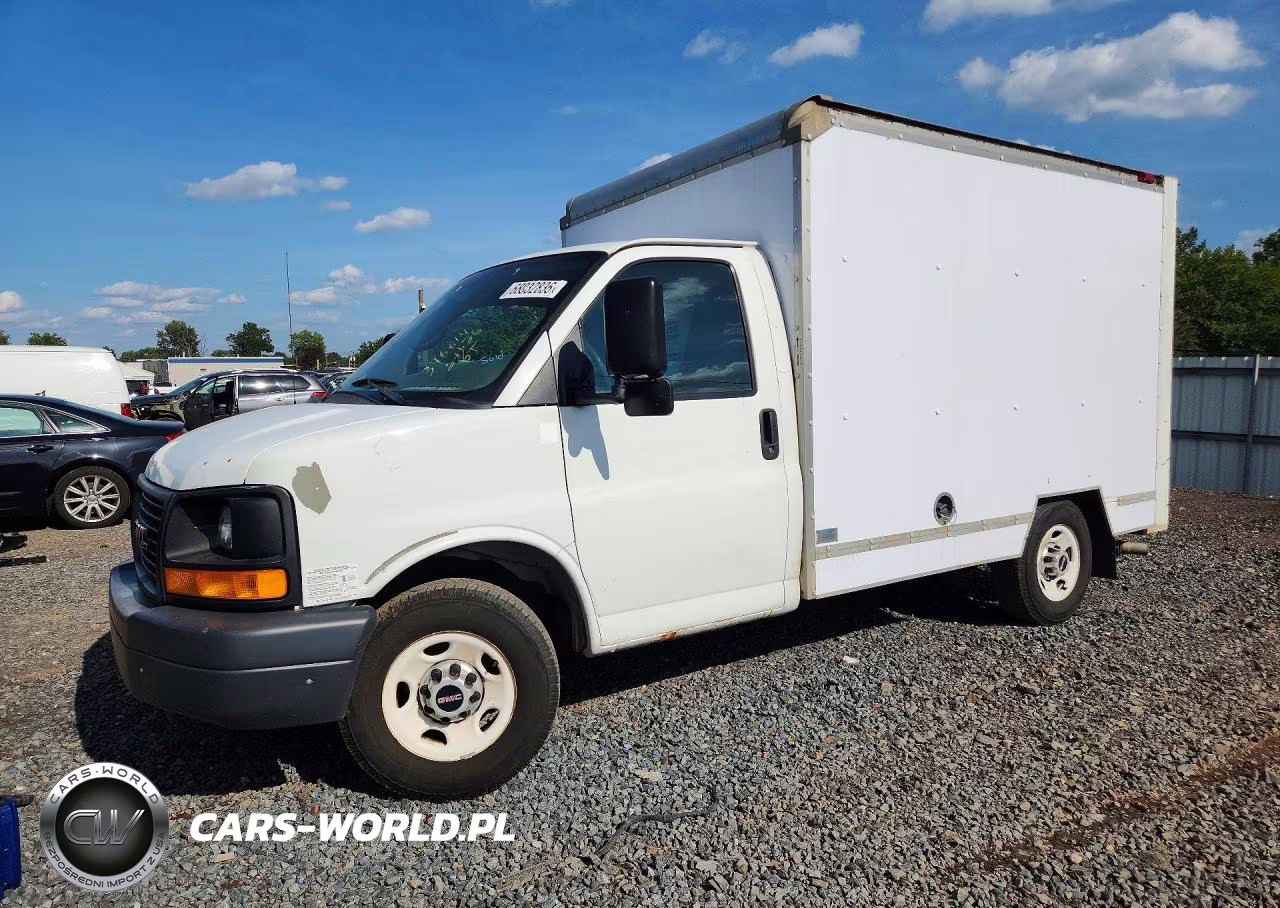 2012 GMC Savana Cutaway G3500