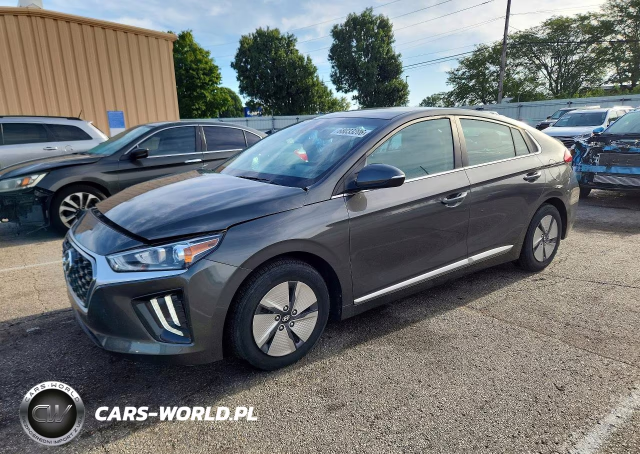 2021 Hyundai Ioniq Se