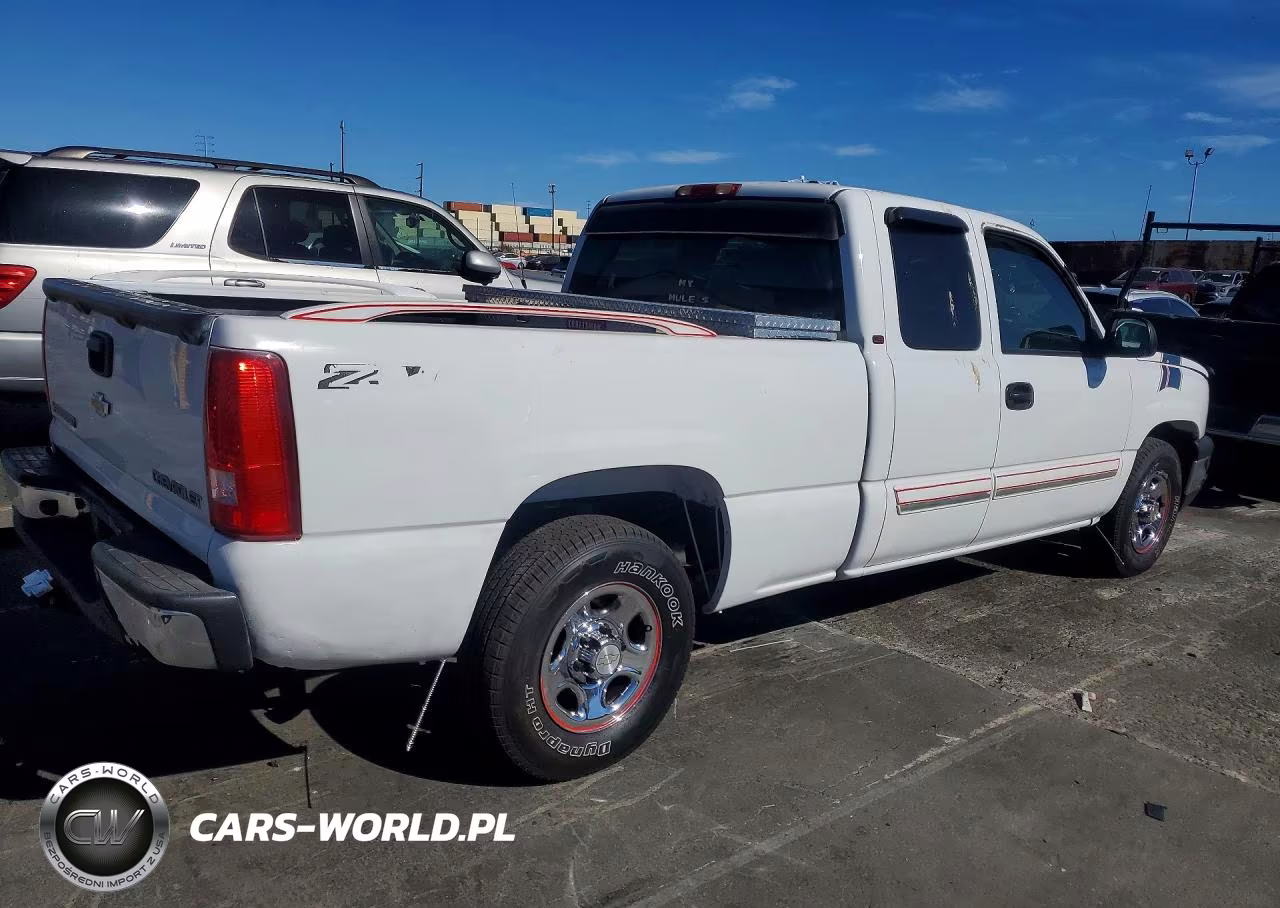 2004 Chevrolet Silverado C1500 VIN:1GCEC19X94Z217051 - 3