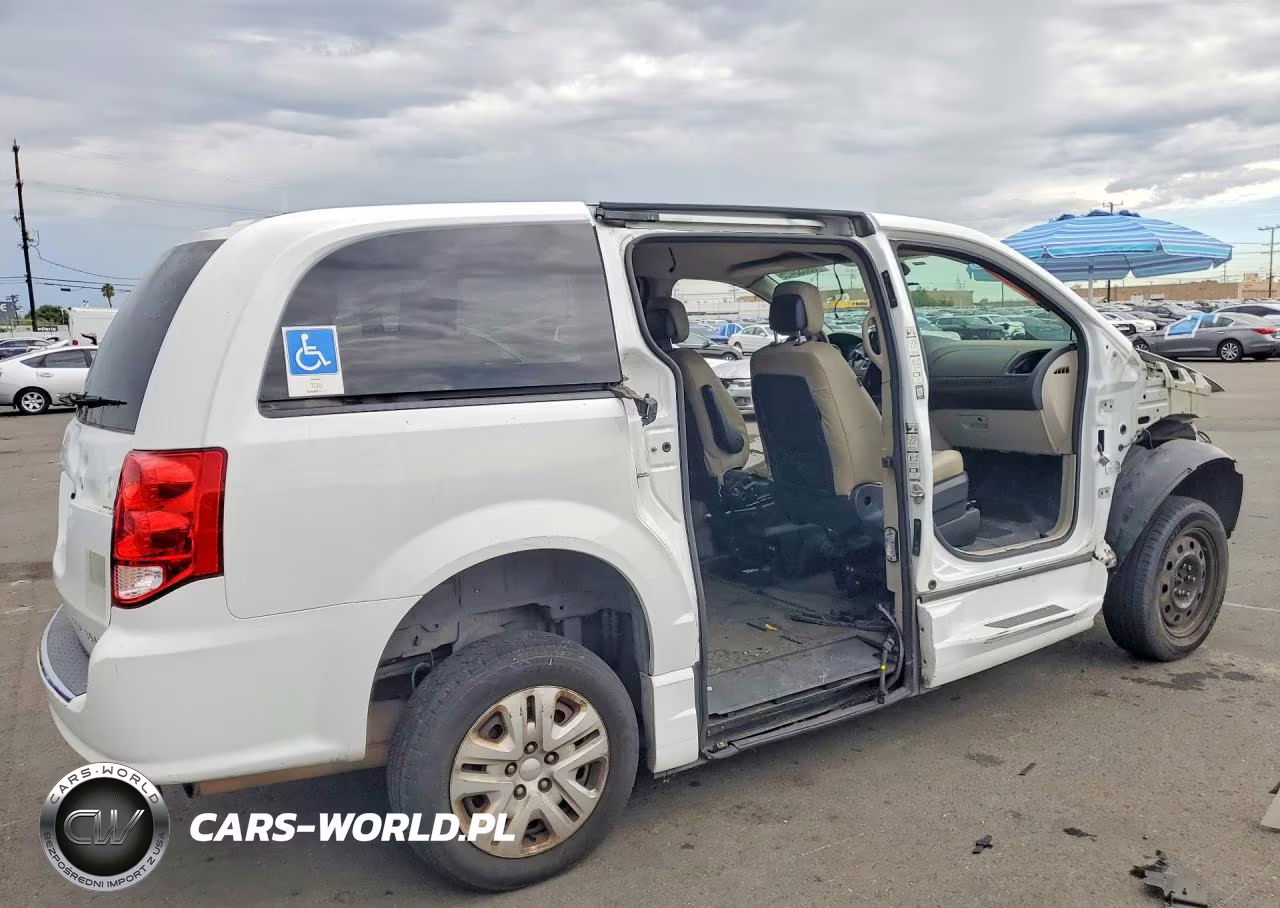 2018 Dodge Grand Caravan Se VIN:2C4RDGBG4JR347482 - 3