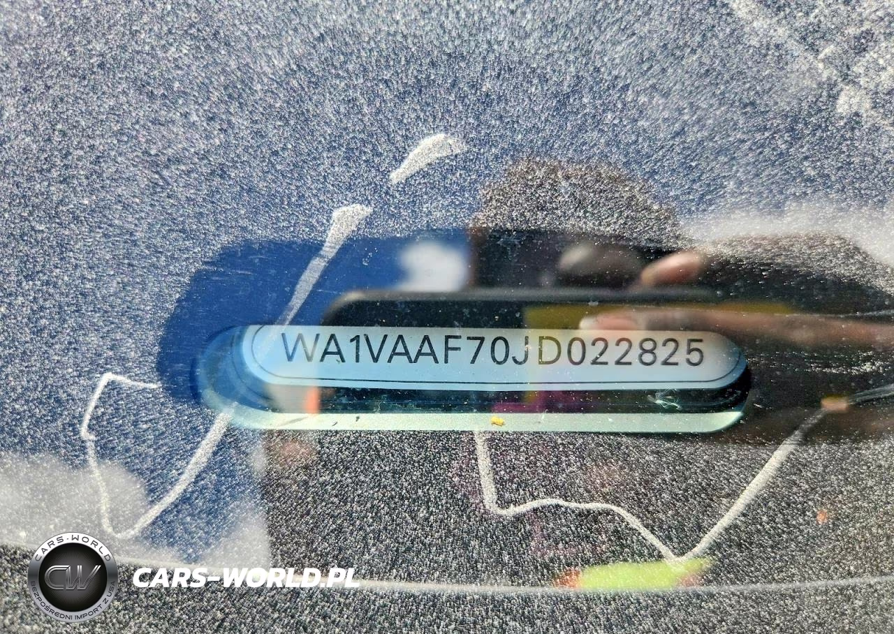 2018 Audi Q7 Prestige VIN:WA1VAAF70JD022825 - 13