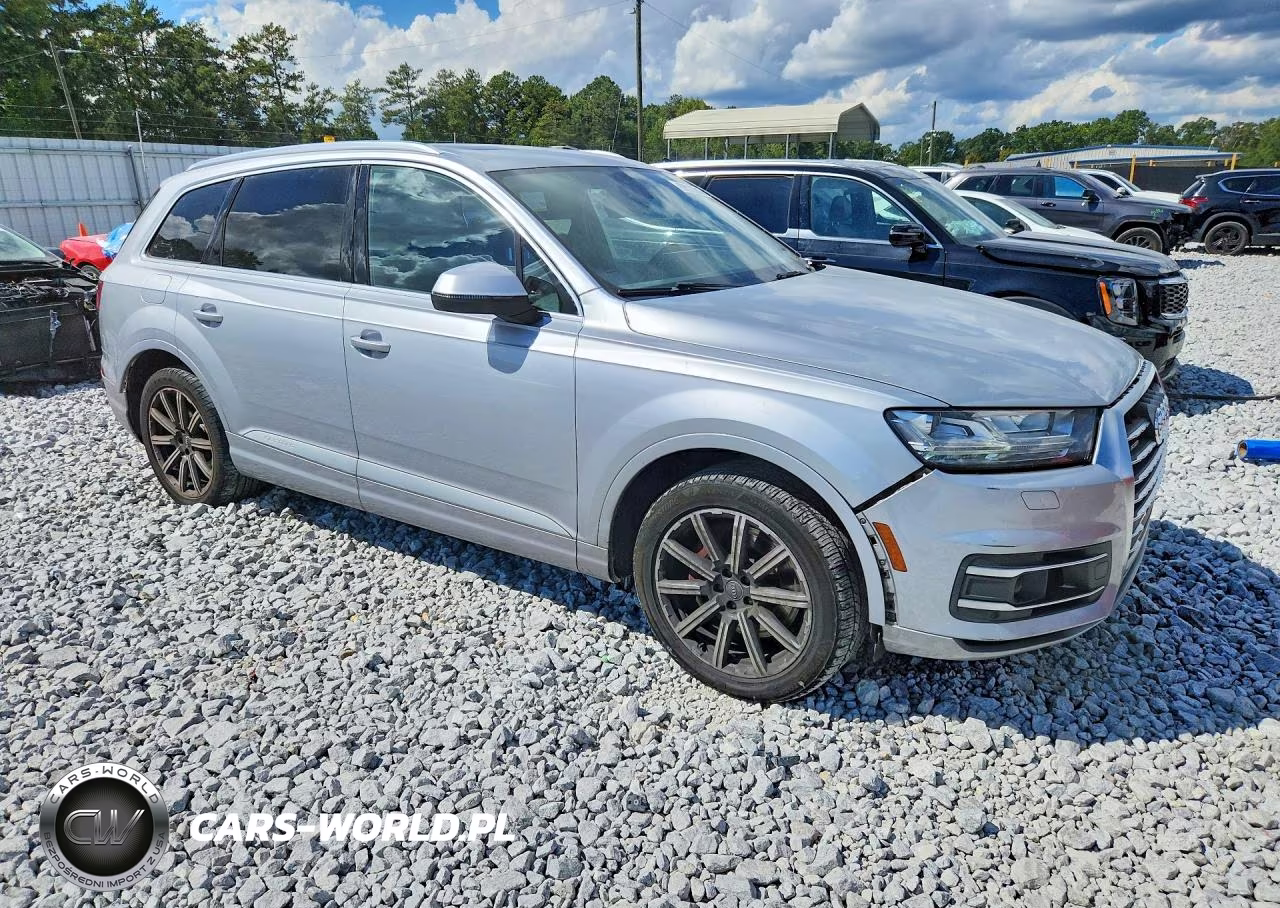 2018 Audi Q7 Prestige VIN:WA1VAAF70JD022825 - 4