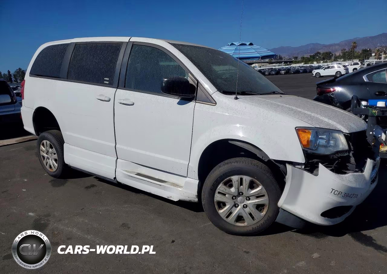 2018 Dodge Grand Caravan Se VIN:2C4RDGBG5JR347474 - 4
