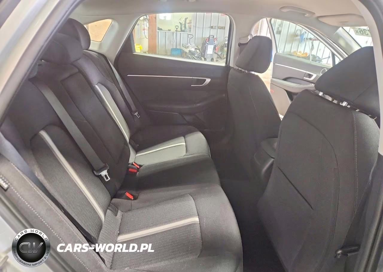 2026 Hyundai Sonata Sel Sport VIN:KMHL64JA6TA526122 - 10