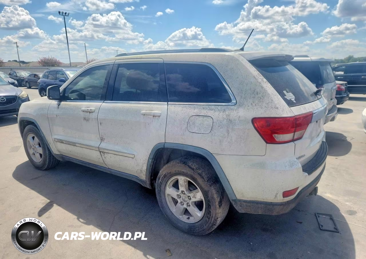 2011 Jeep Grand Cherokee Laredo VIN:1J4RS4GG5BC710003 - 2