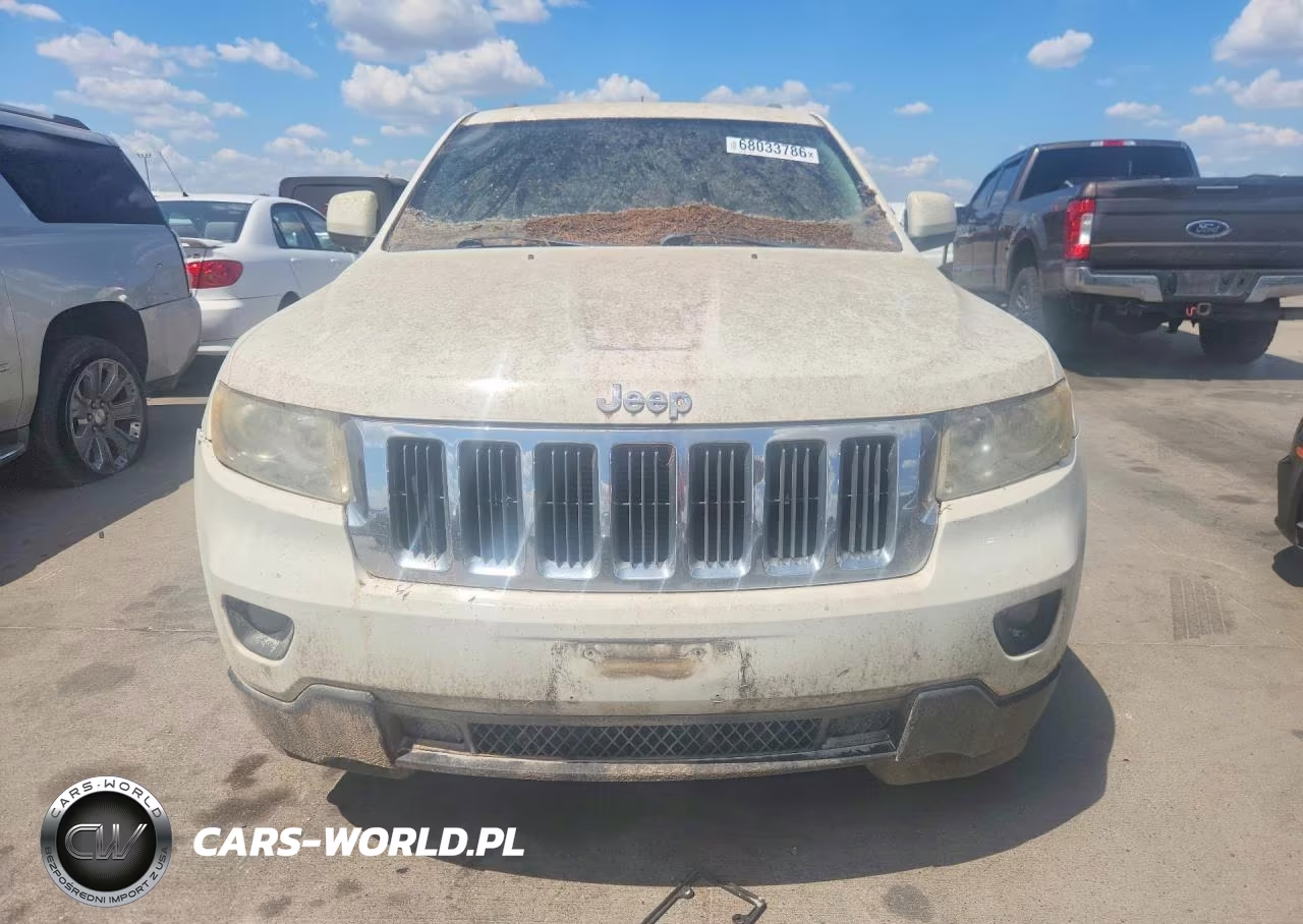 2011 Jeep Grand Cherokee Laredo VIN:1J4RS4GG5BC710003 - 5