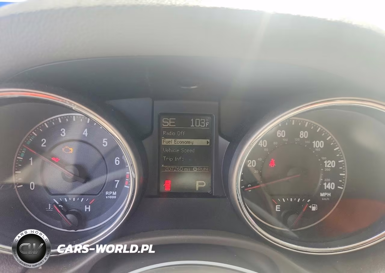2011 Jeep Grand Cherokee Laredo VIN:1J4RS4GG5BC710003 - 9