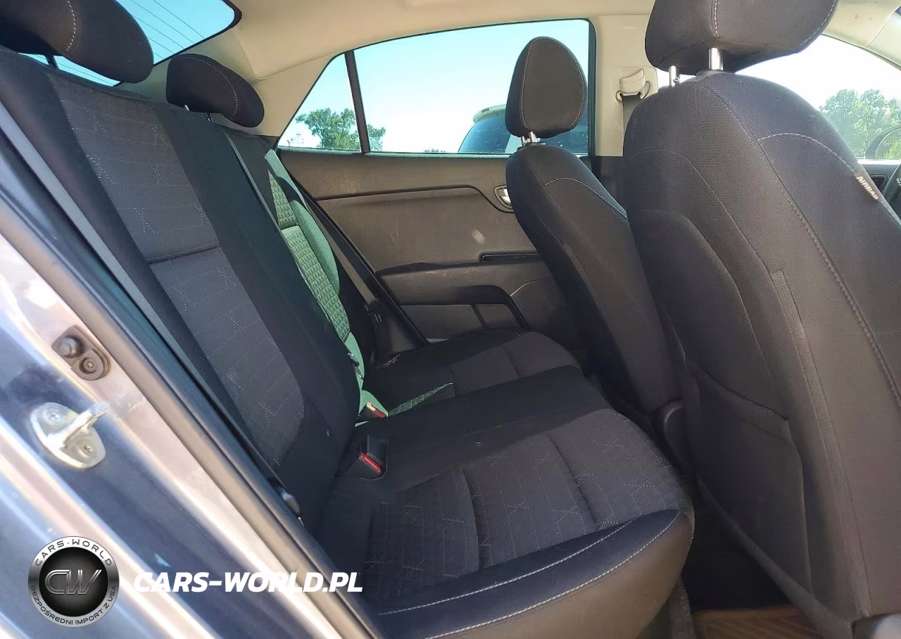 2020 Kia Rio S VIN:3KPA24AD7LE297044 - 10