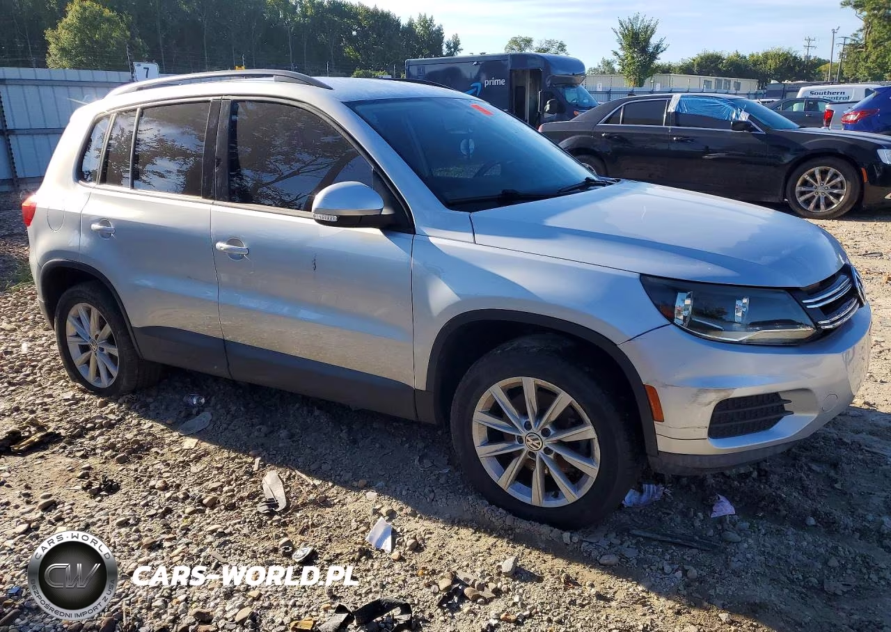 2017 Volkswagen Tiguan S VIN:WVGAV7AX1HK042991 - 4