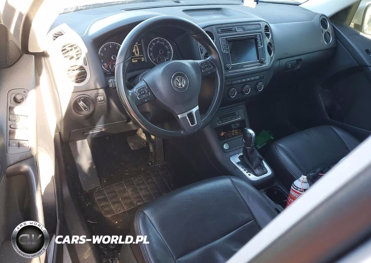 2017 Volkswagen Tiguan S VIN:WVGAV7AX1HK042991 - 8