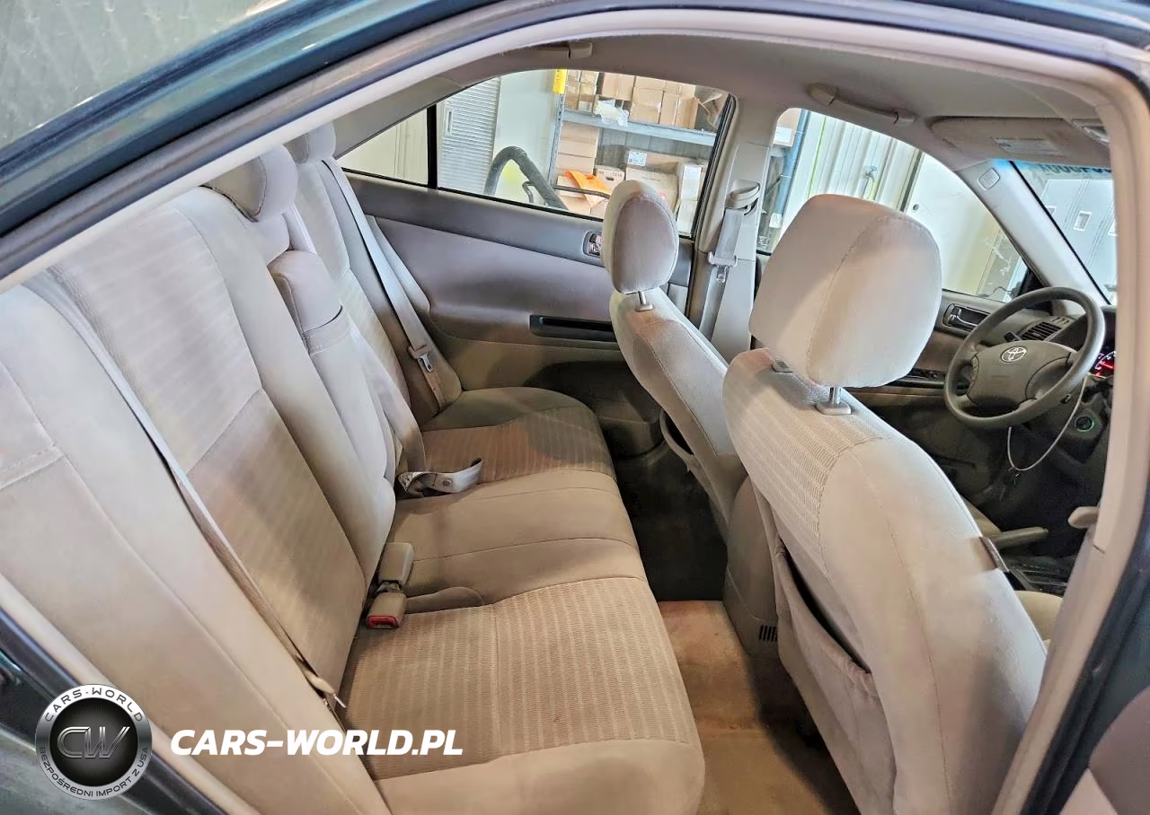2005 Toyota Camry Le VIN:4T1BE30K05U009970 - 10