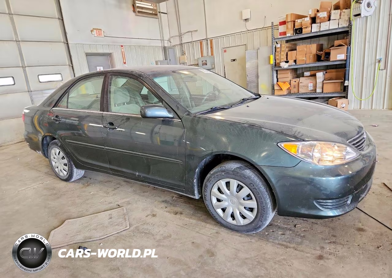 2005 Toyota Camry Le VIN:4T1BE30K05U009970 - 4