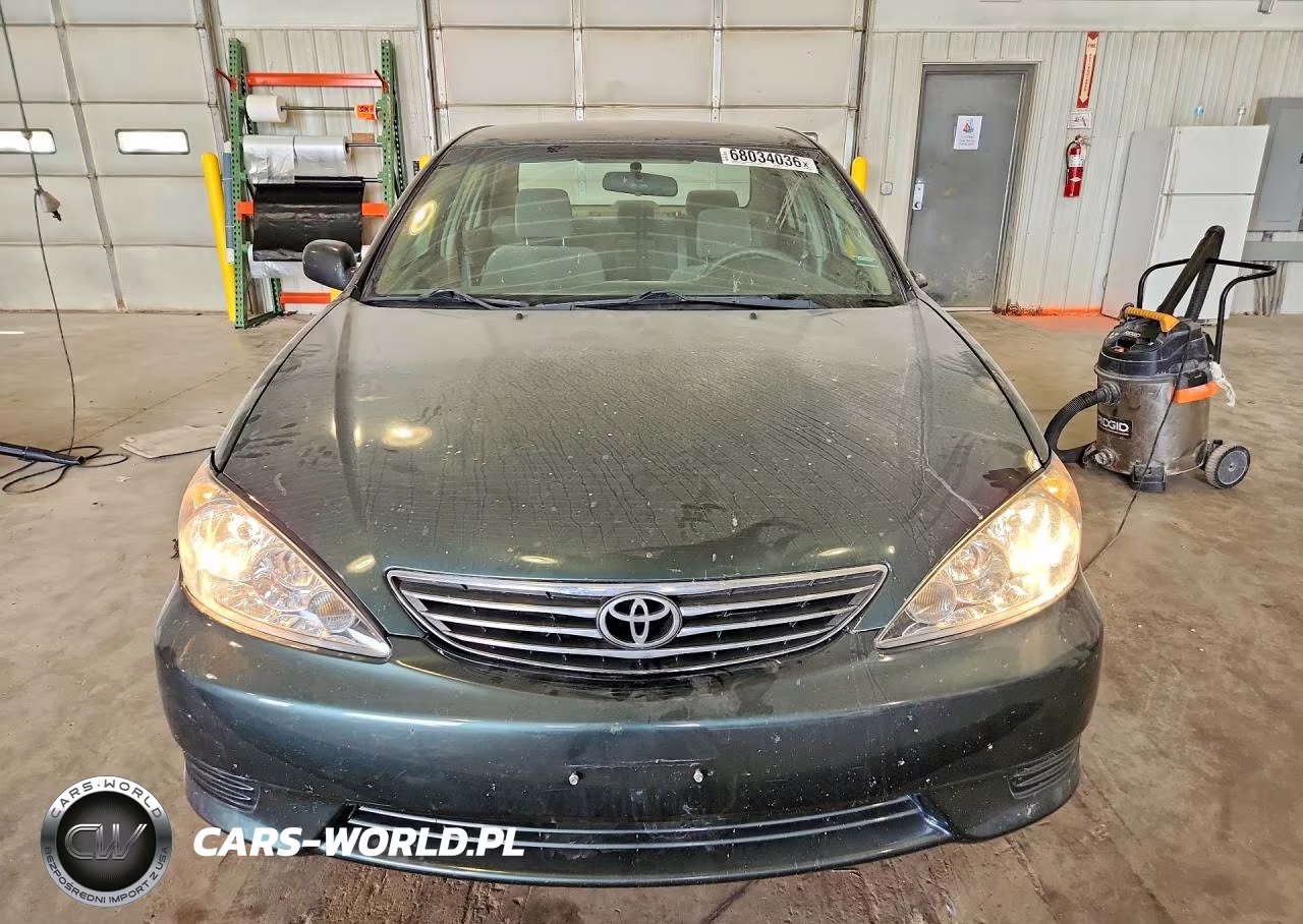 2005 Toyota Camry Le VIN:4T1BE30K05U009970 - 5