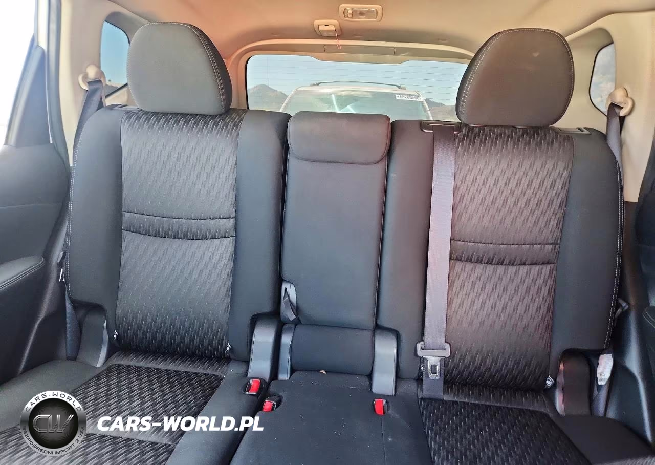 2017 Nissan Rogue S VIN:KNMAT2MT3HP515721 - 10