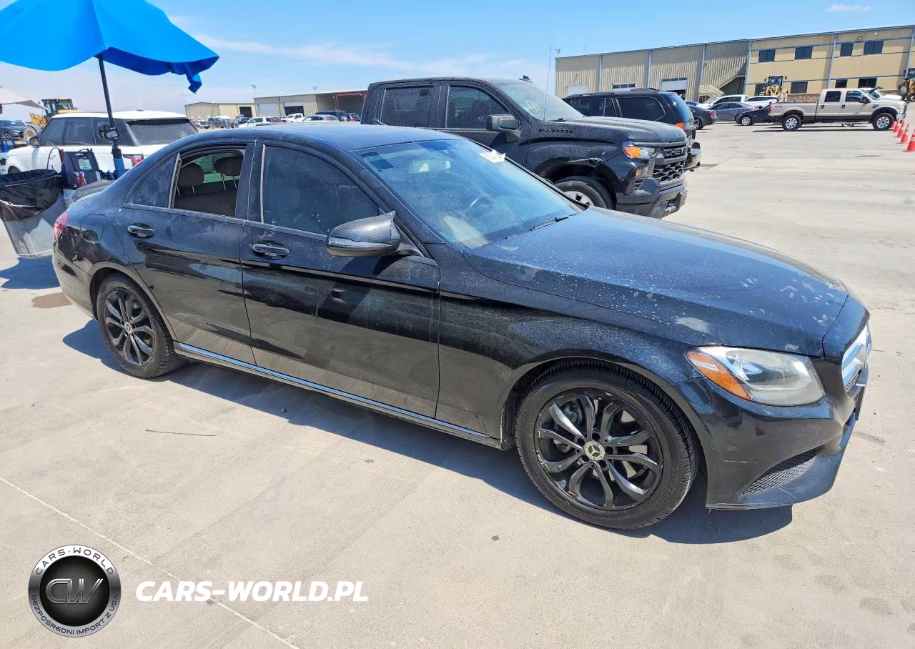 2018 Mercedes-Benz C 300 VIN:55SWF4JB6JU253454 - 4