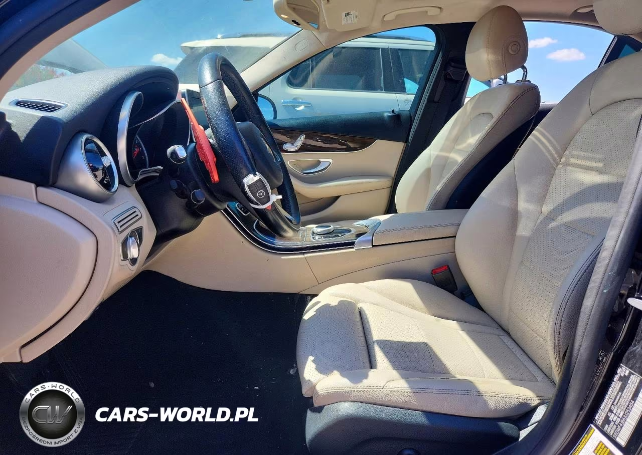 2018 Mercedes-Benz C 300 VIN:55SWF4JB6JU253454 - 7