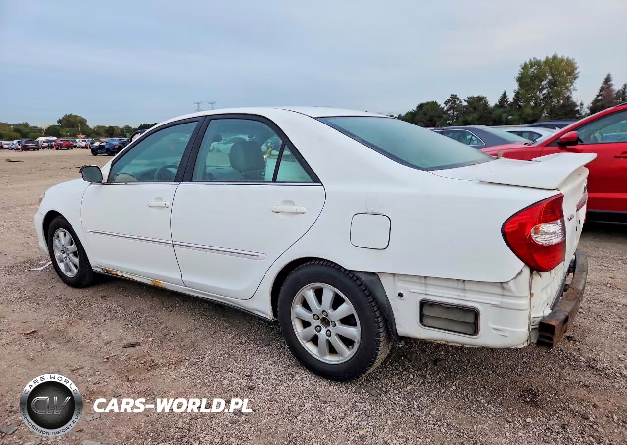 2003 Toyota Camry Xle VIN:4T1BE30KX3U256202 - 2