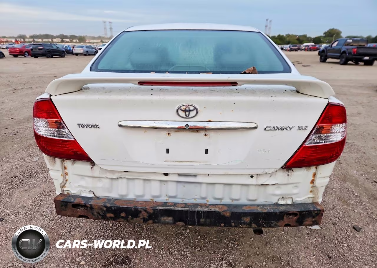 2003 Toyota Camry Xle VIN:4T1BE30KX3U256202 - 6