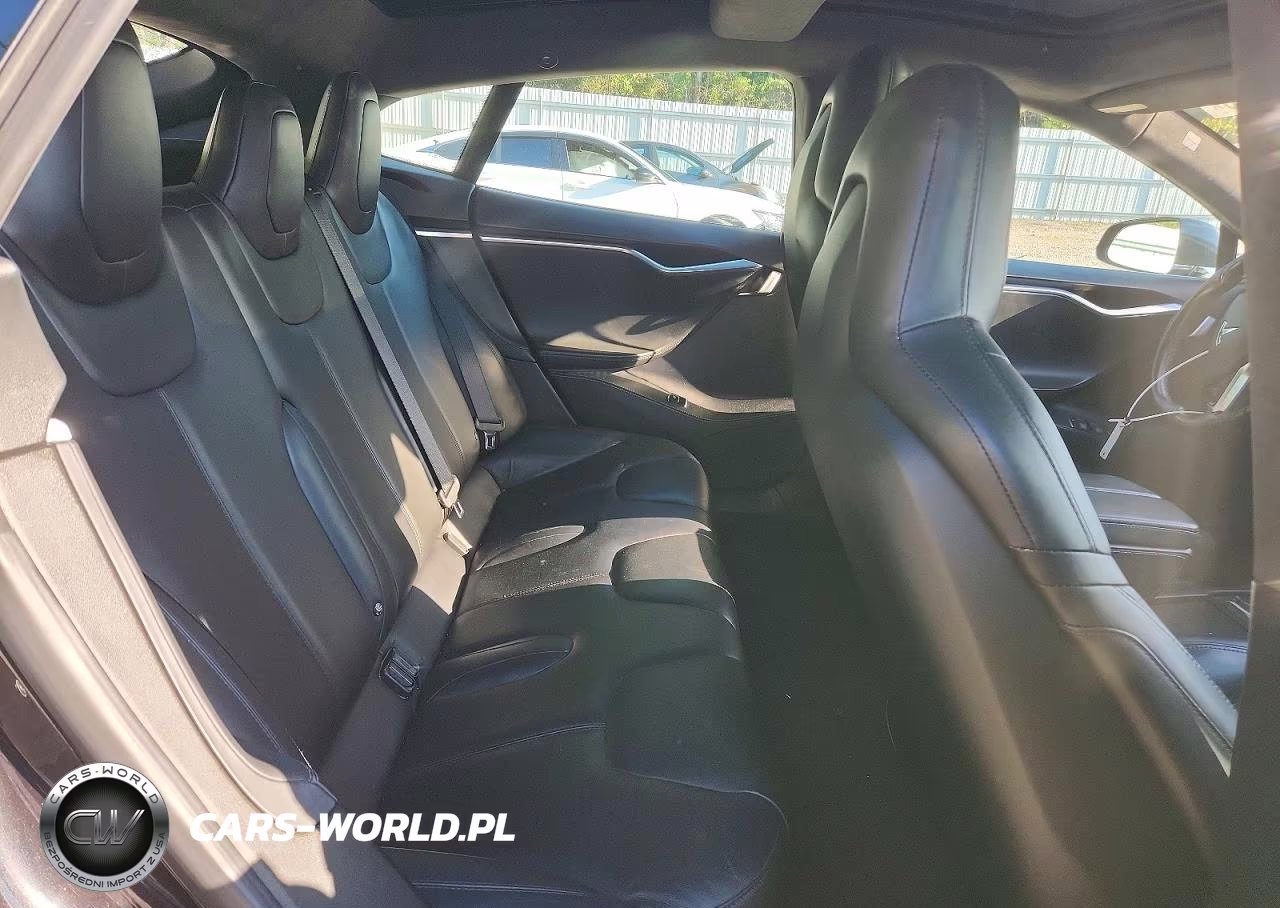 2016 Tesla Model S VIN:5YJSA1E11GF154919 - 10