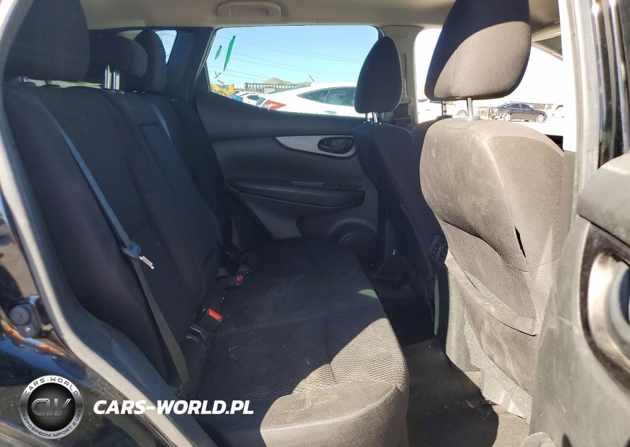 2019 Nissan Rogue Sport S VIN:JN1BJ1CP0KW229138 - 11