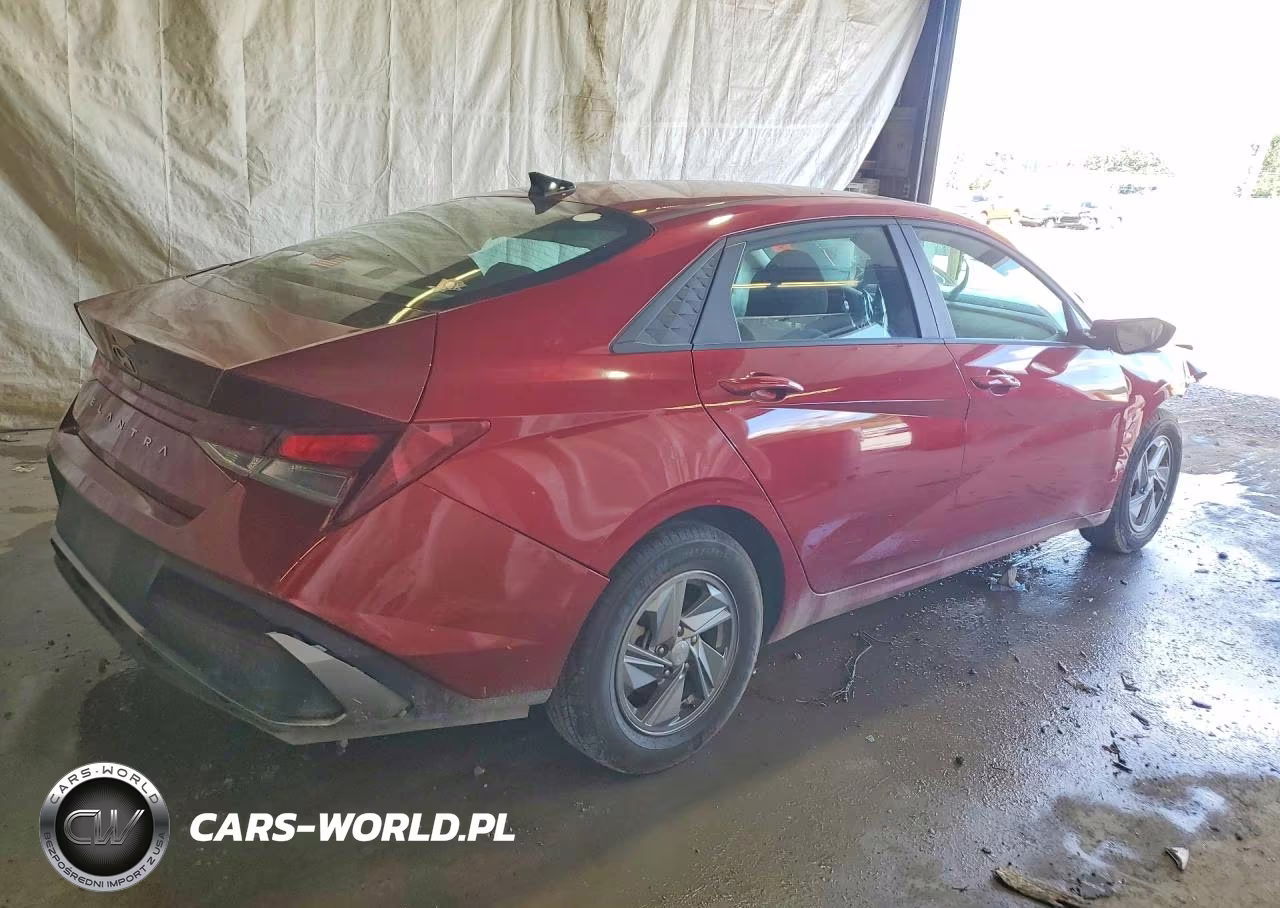 2024 Hyundai Elantra Se VIN:KMHLL4DG4RU824426 - 3