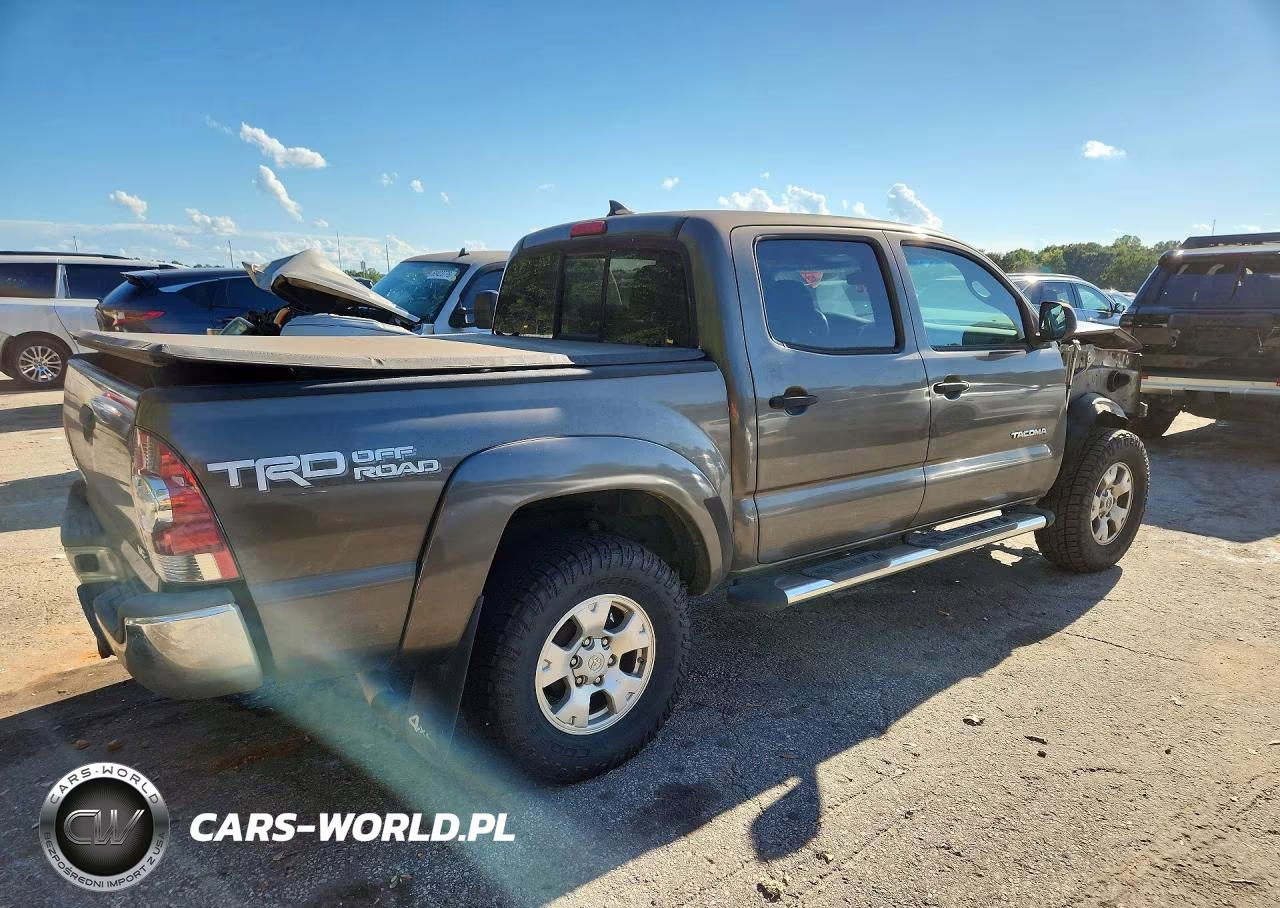 2014 Toyota Tacoma V6 VIN:3TMLU4EN4EM155152 - 3