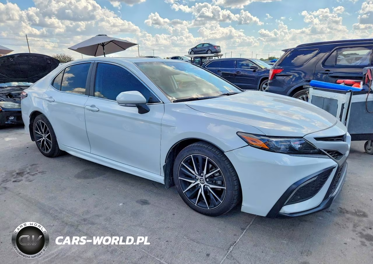 2024 Toyota Camry Hybrid Se VIN:4T1S31AK2RU060692 - 4