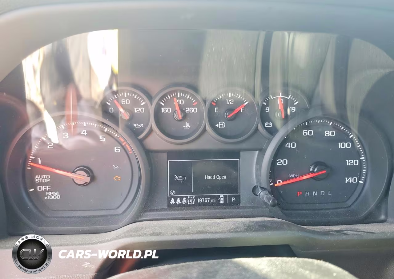 2025 Chevrolet Silverado K1500 VIN:1GCPKAEK6SZ244226 - 9