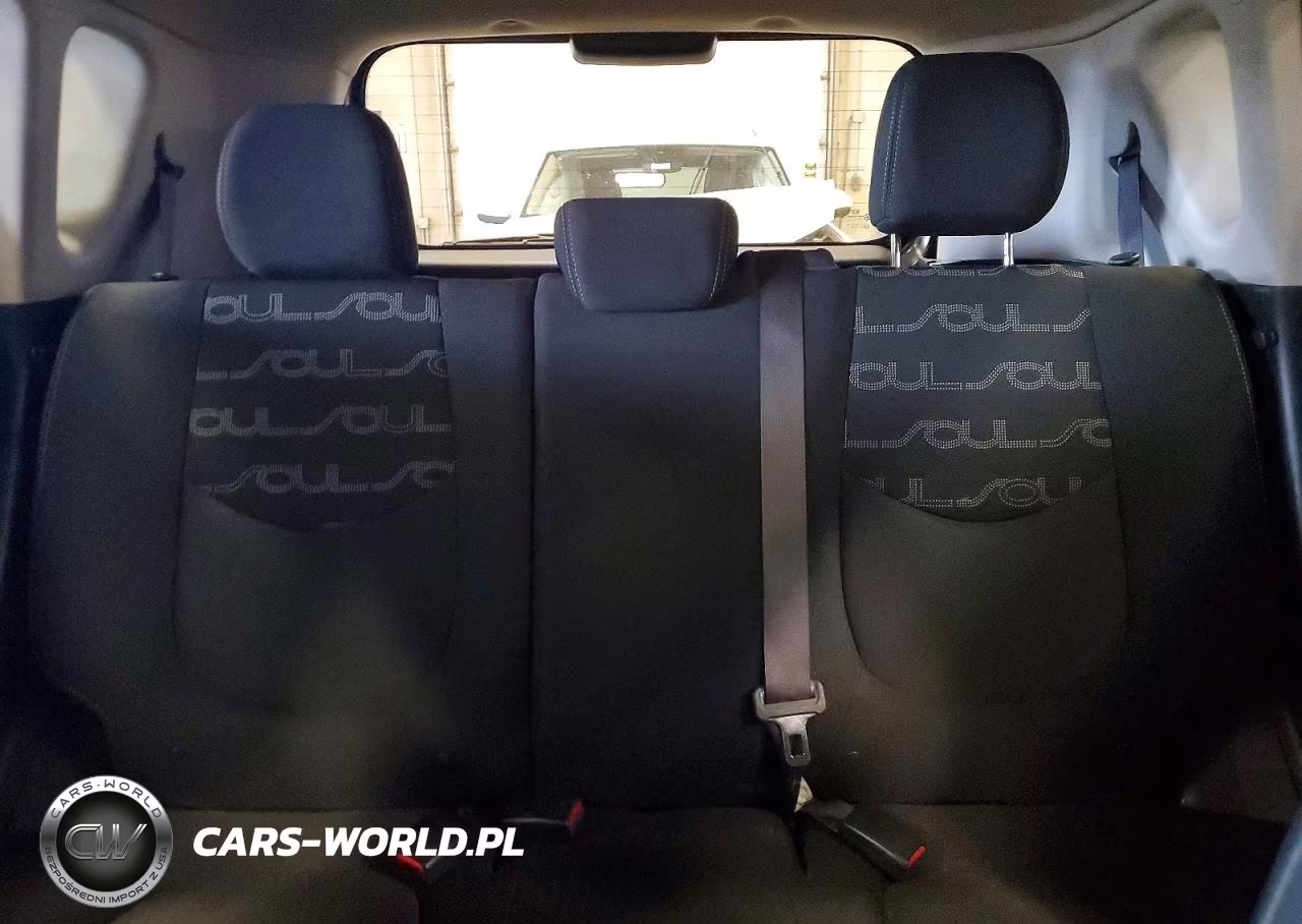 2012 Kia Soul + VIN:KNDJT2A67C7742384 - 10
