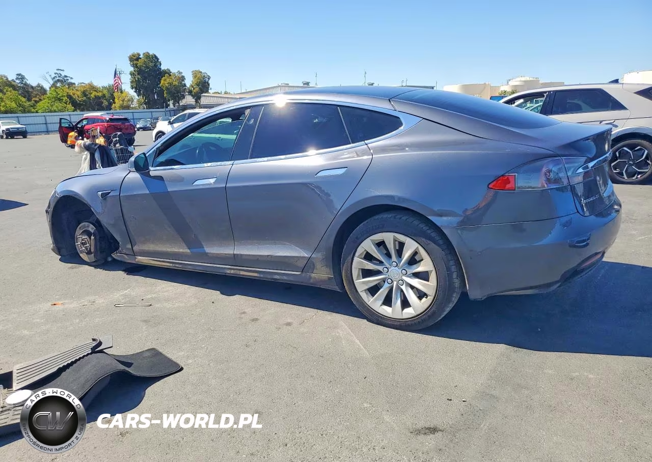 2018 Tesla Model S VIN:5YJSA1E23JF261356 - 2