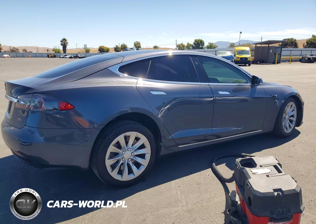 2018 Tesla Model S VIN:5YJSA1E23JF261356 - 3