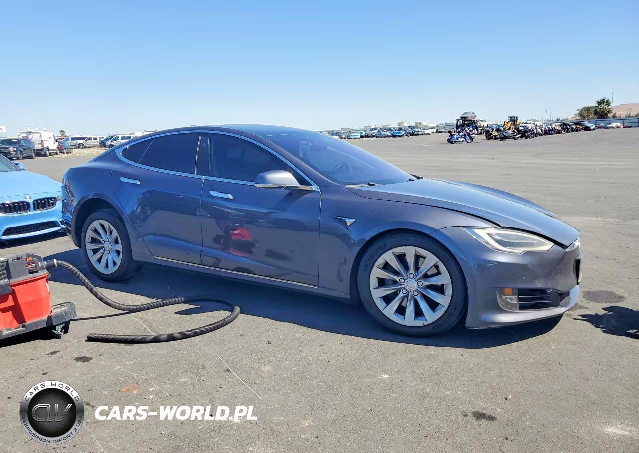 2018 Tesla Model S VIN:5YJSA1E23JF261356 - 4