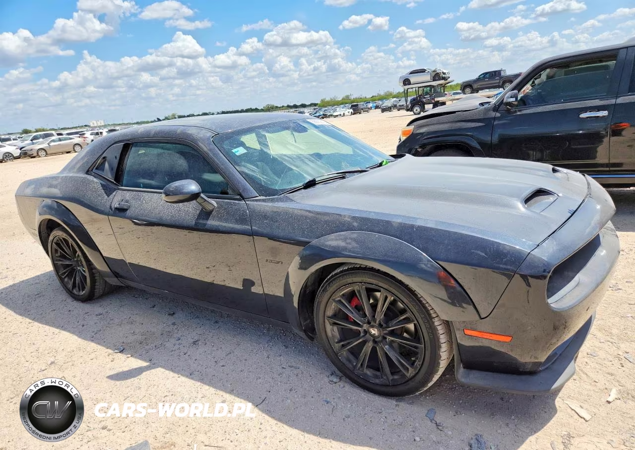 2018 Dodge Challenger R-T VIN:2C3CDZBT0JH209334 - 4