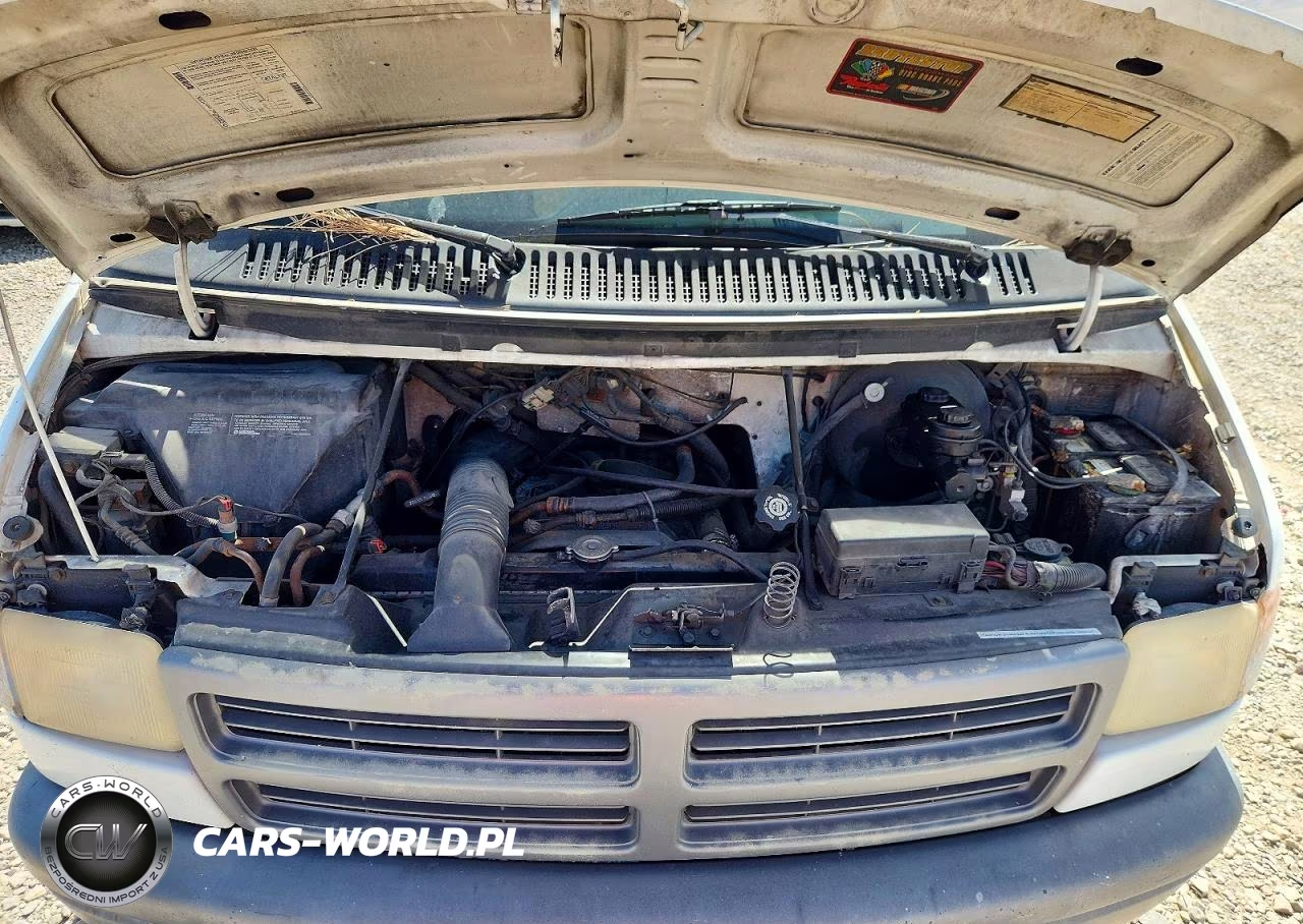 1996 Dodge Ram Van B1500 VIN:2B7HB11X9TK158709 - 11