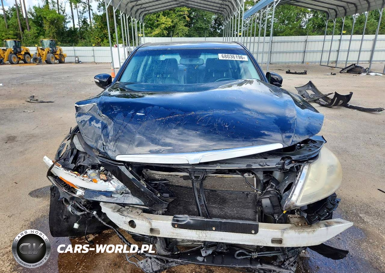 2013 Hyundai Genesis 3.8L VIN:KMHGC4DDXDU230262 - 5