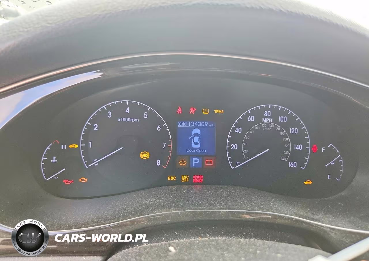 2013 Hyundai Genesis 3.8L VIN:KMHGC4DDXDU230262 - 9