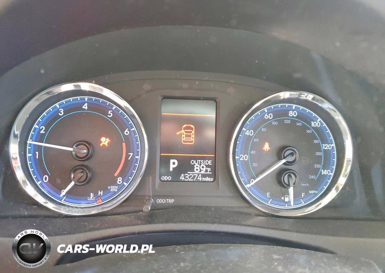 2017 Toyota Corolla Le VIN:5YFBURHE6HP702987 - 9