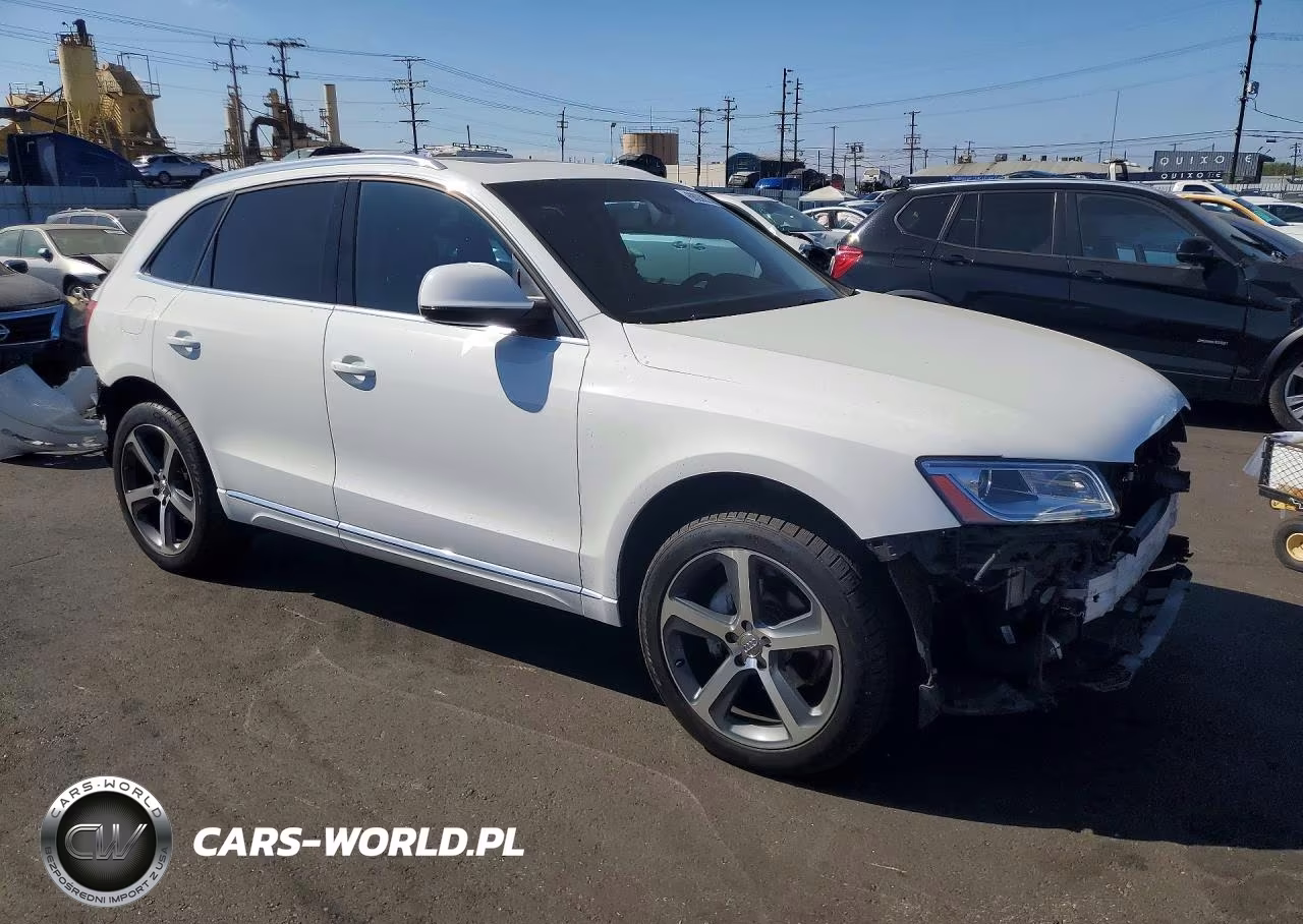 2014 Audi Q5 Premium Plus VIN:WA1LFAFP7EA076641 - 4