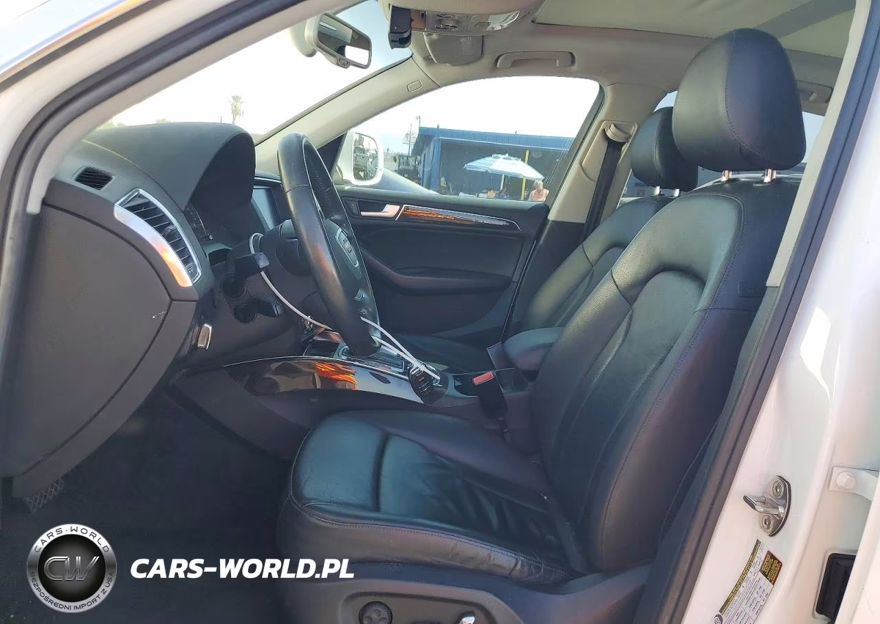 2014 Audi Q5 Premium Plus VIN:WA1LFAFP7EA076641 - 7