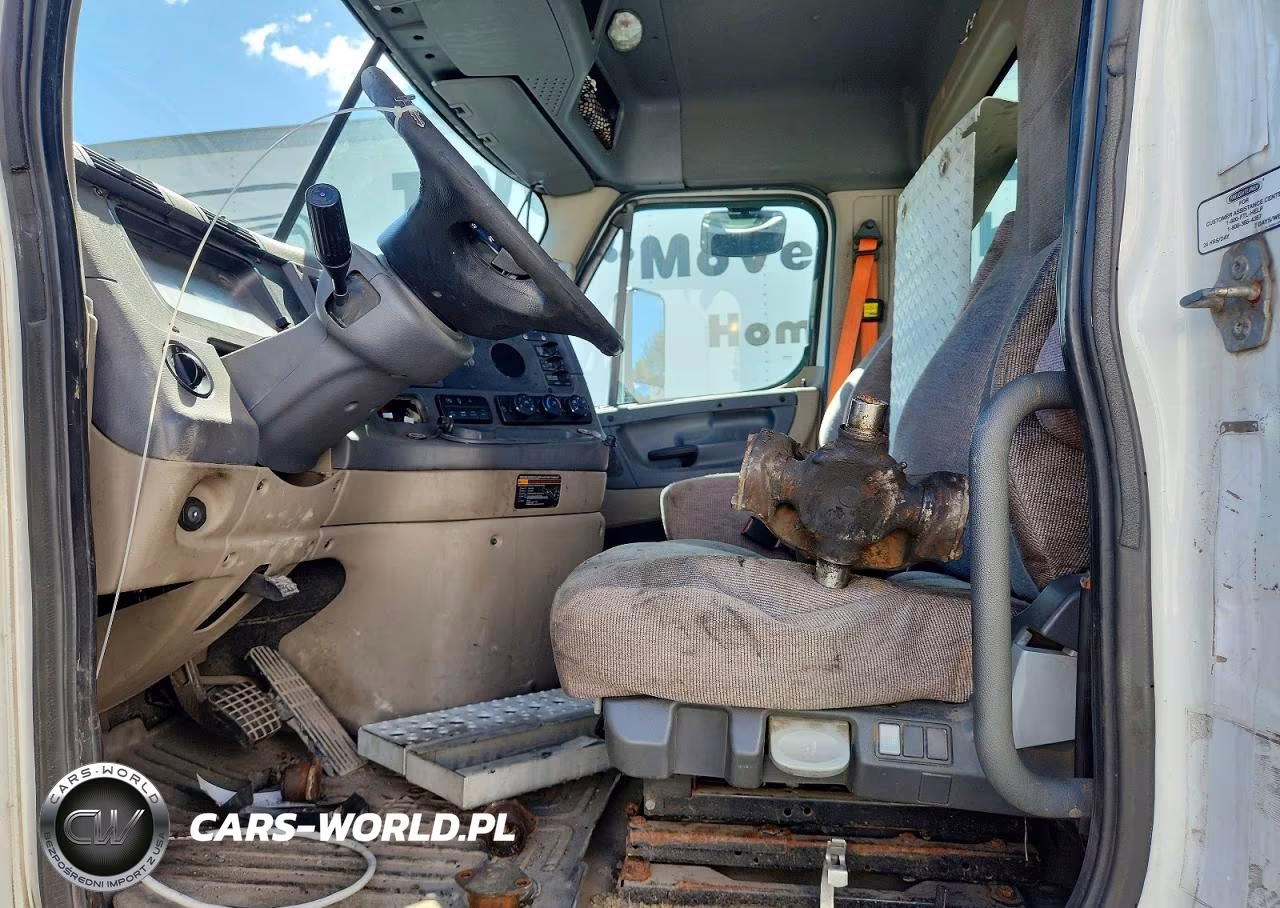 2016 Freightliner Cascadia 113 VIN:1FUJGBDV7GLBW4500 - 7