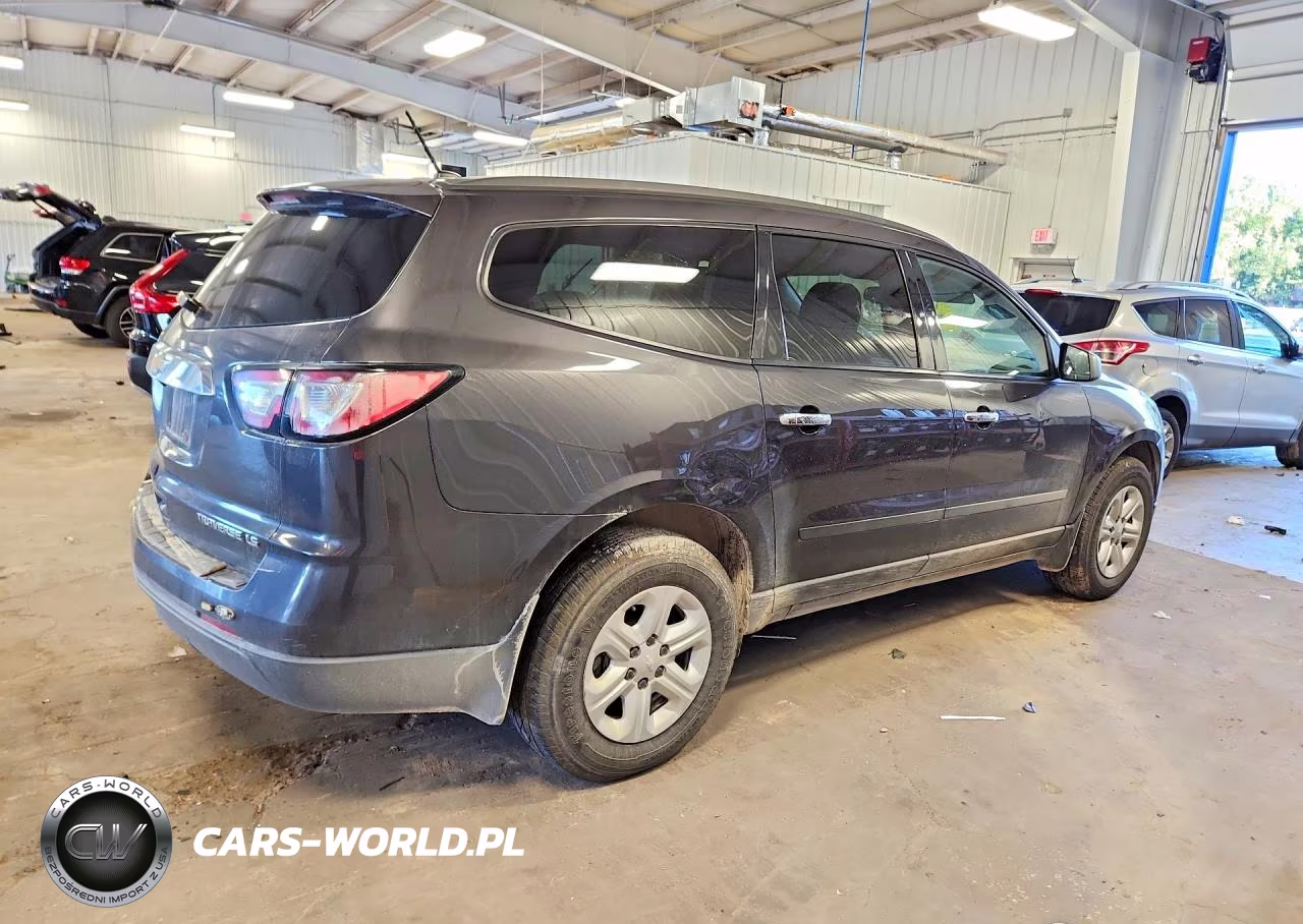 2015 Chevrolet Traverse Ls VIN:1GNKVFKD9FJ140734 - 3