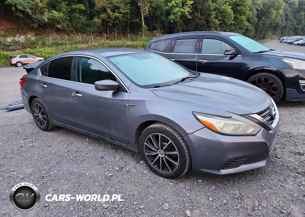 2017 Nissan Altima S VIN:1N4AL3AP8HN310541 - 4