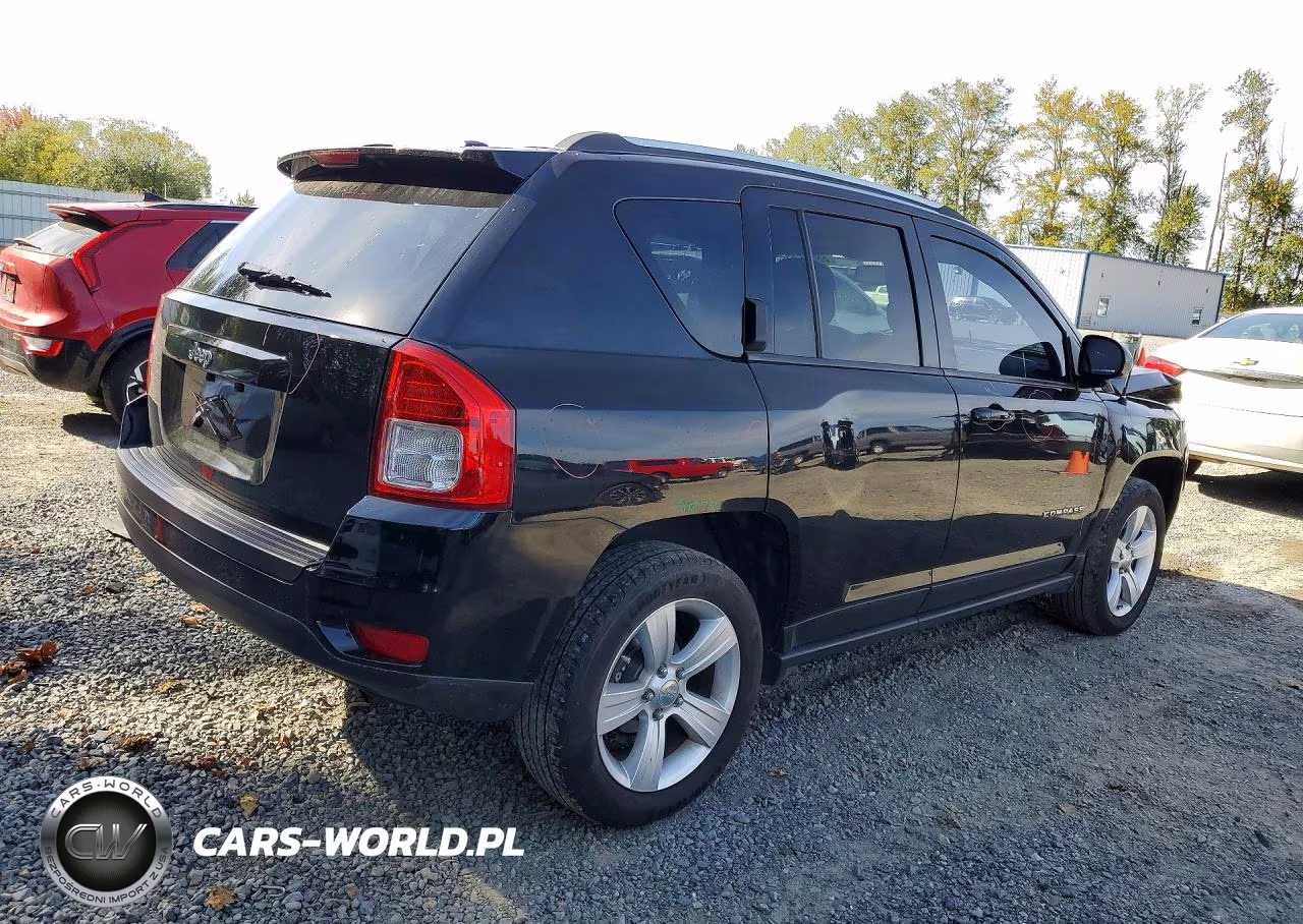 2012 Jeep Compass Sport VIN:1C4NJDBB1CD564410 - 3