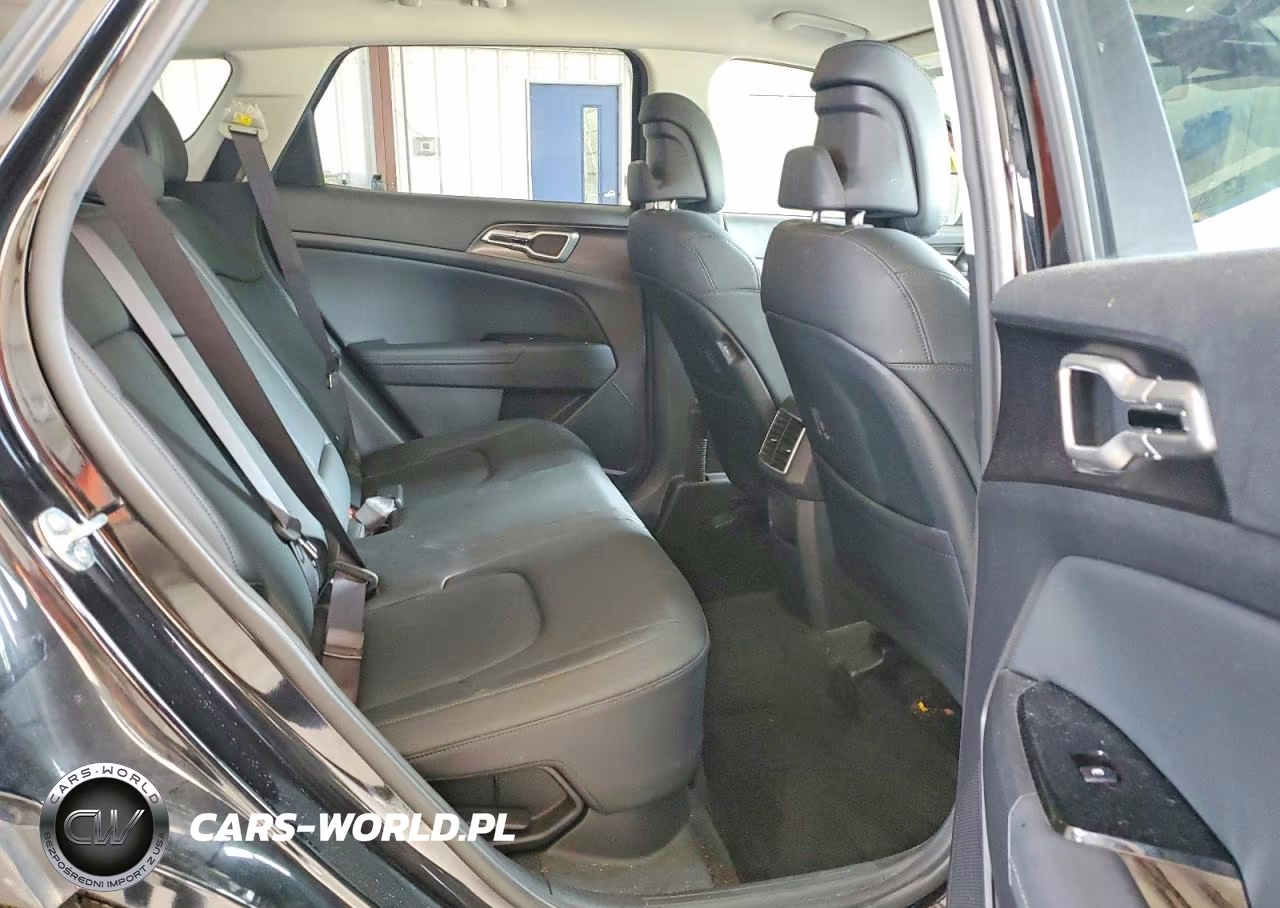 2023 Kia Sportage Ex VIN:KNDPVCAG8P7118070 - 11