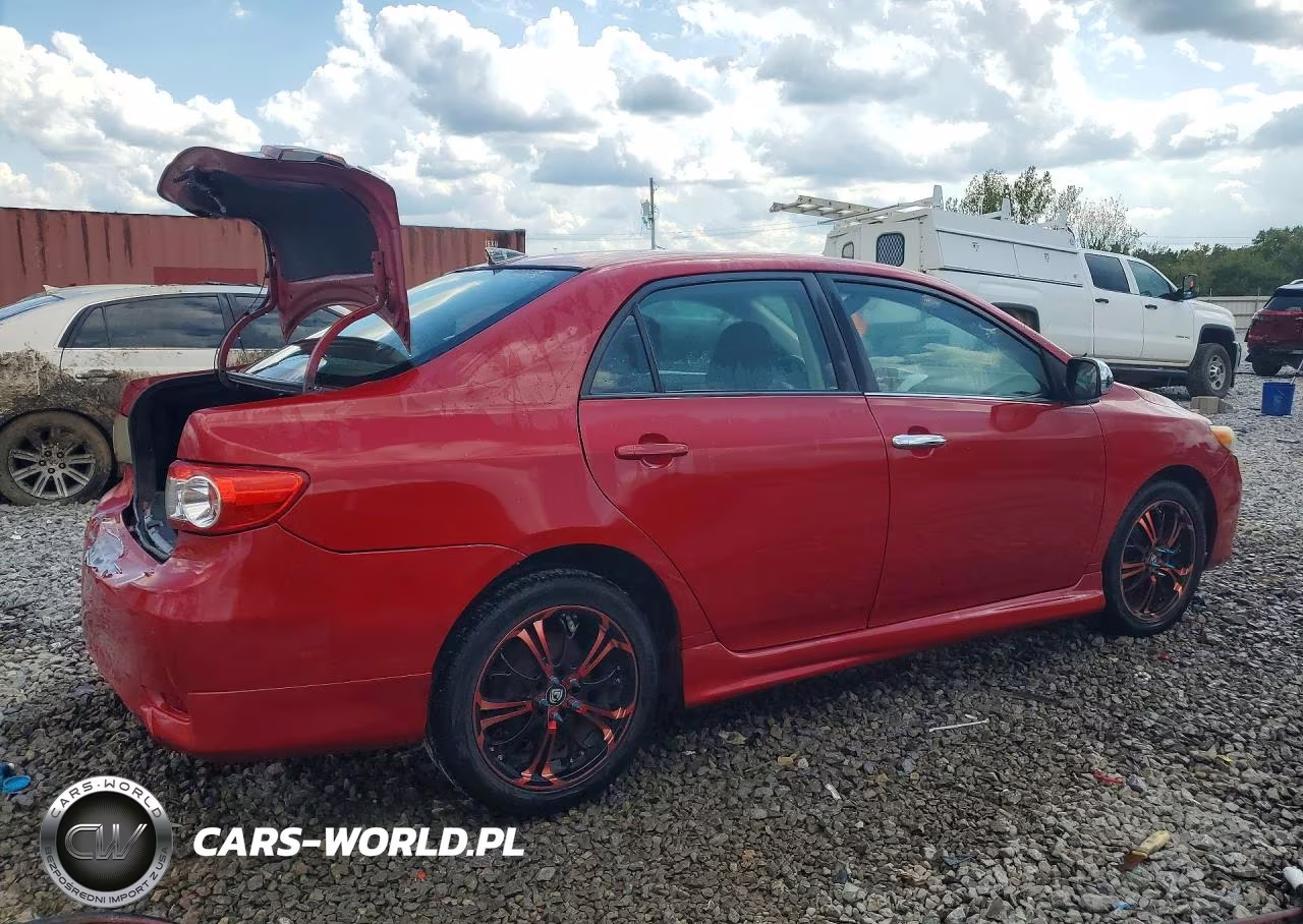 2013 Toyota Corolla Le VIN:5YFBU4EE9DP167414 - 3